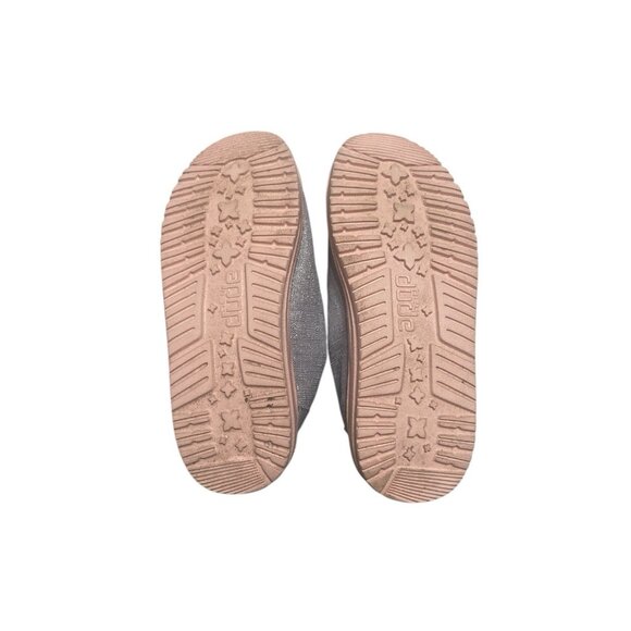 Hey Dude Wendy Youth Size 2 Sparkling Silver Peach Moc Toe Sneaker Slip On - Picture 10 of 10